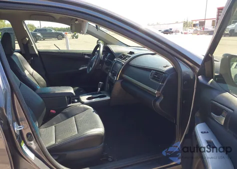 2012 Toyota Camry Se z USA, uszkodzony, nr VIN 4T1BF1FK2CU151453